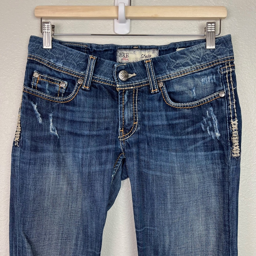 BKE Stella Slim Bootcut Jeans Womens 28 x 31.5 Dark Wash Low Rise Distressed - Picture 5 of 13